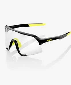 100% Europe S3 - Gloss Black - Photochromic Lens Sunglasses