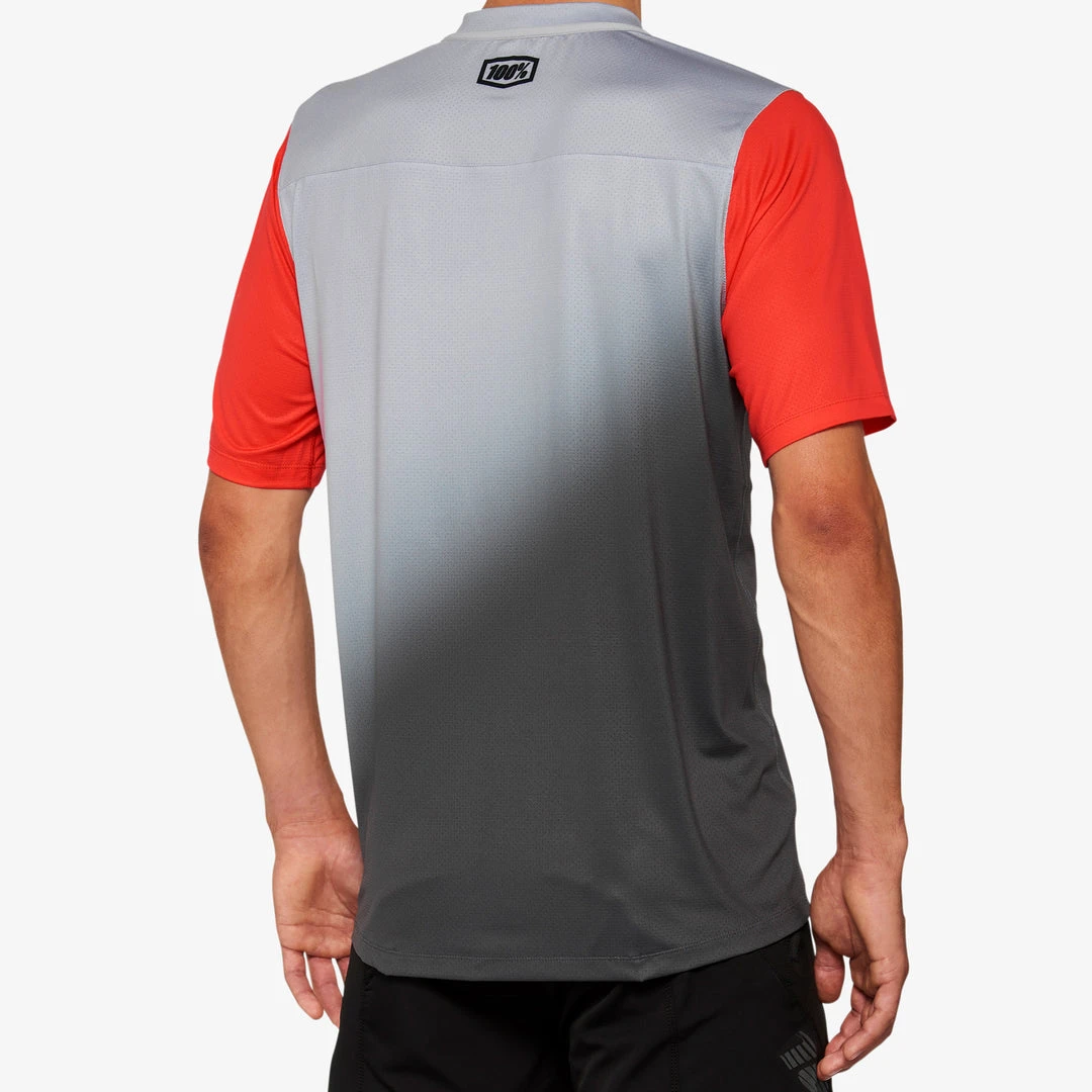100% Men's Jerseys CELIUM Short Sleeve Jersey Grey/Racer Red 4 100% Men's Jerseys CELIUM Short Sleeve Jersey Grey/Racer Red